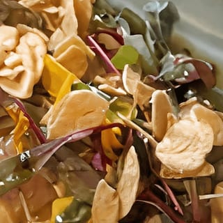 Seared Tuna Carpaccio with Garlic Chips