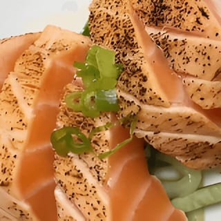 Seared Pepper Salmon Sashimi