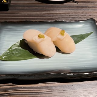 Hokkaido Jumbo Scallop /Hotategai Sushi