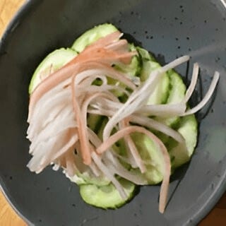 Cucumber Salad with Crab