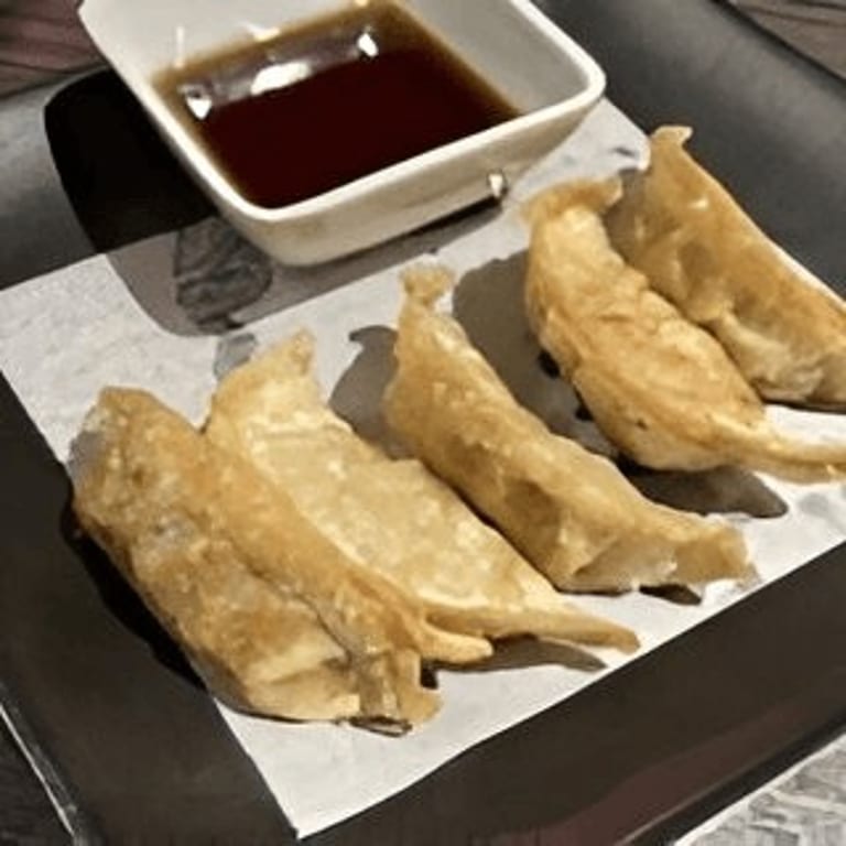 Delicious Gyoza: A Japanese Dumpling Delight